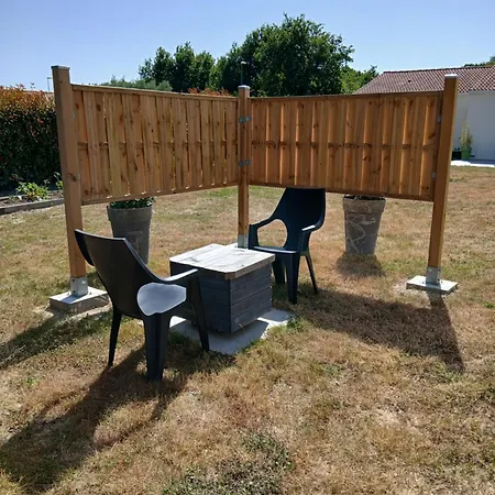 Amenagee 아파트 Saint-Urbain (Vendee)